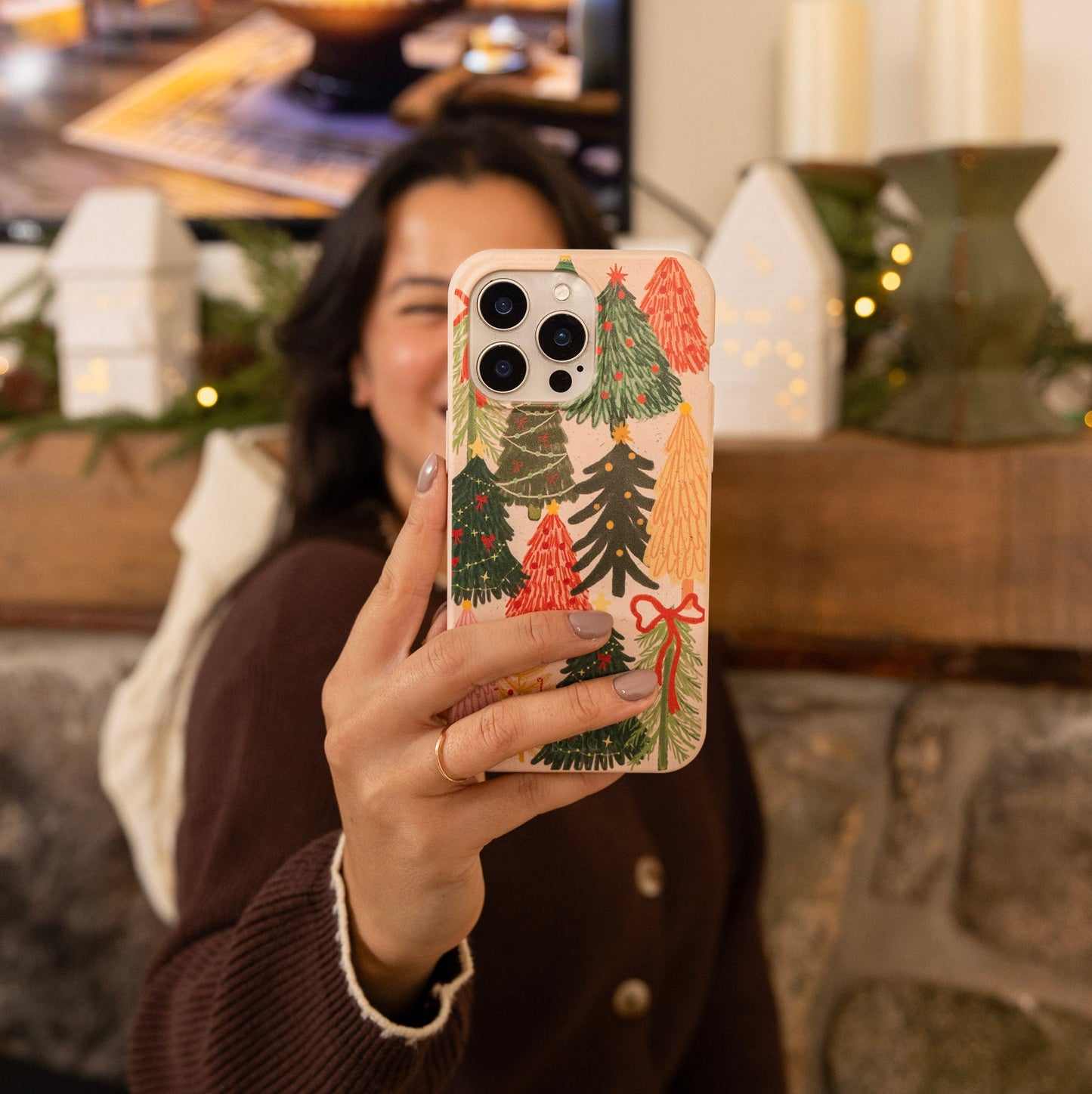 Seashell Festive Trees iPhone 11 Pro Case