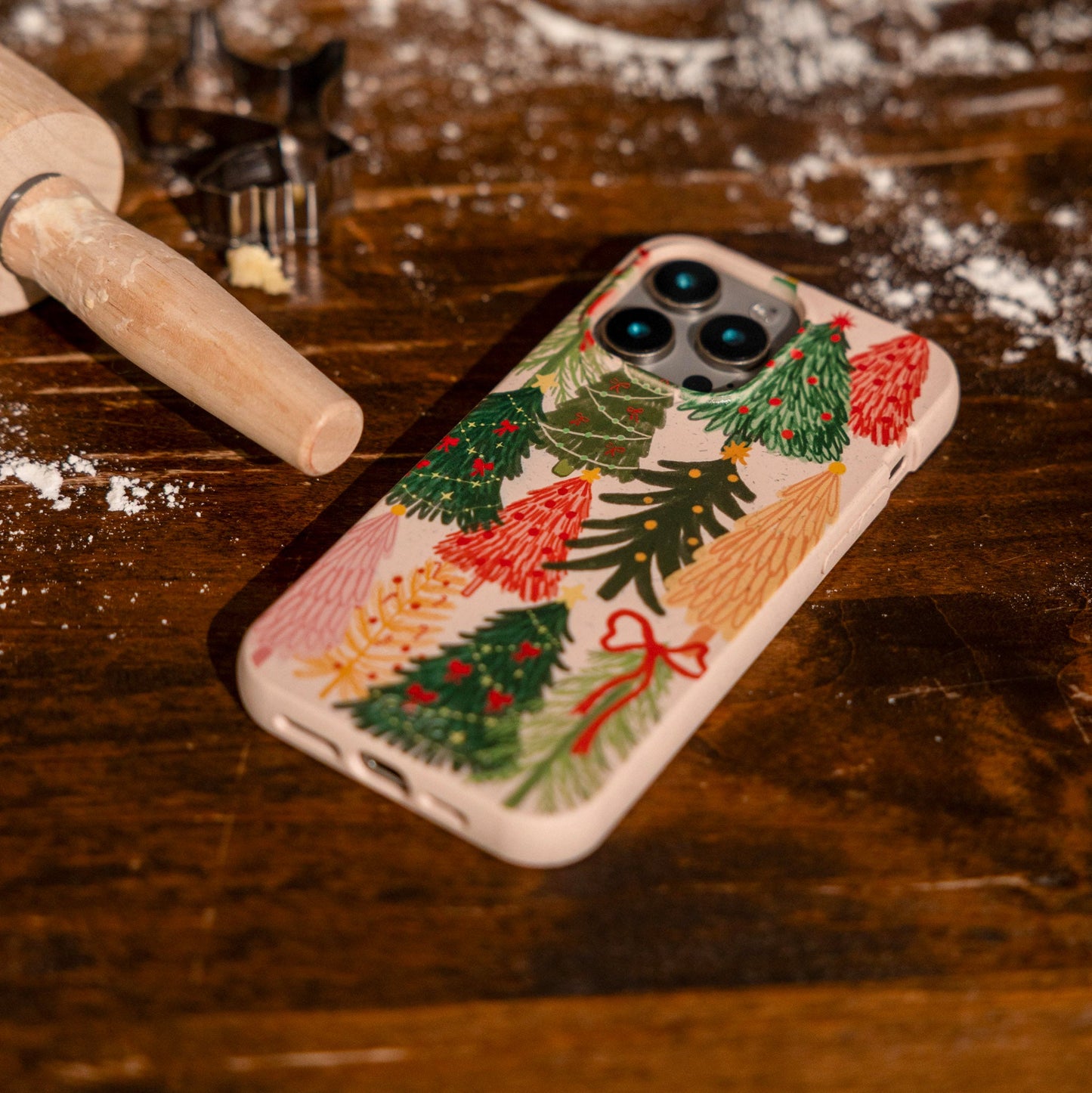 Seashell Festive Trees iPhone 11 Pro Case