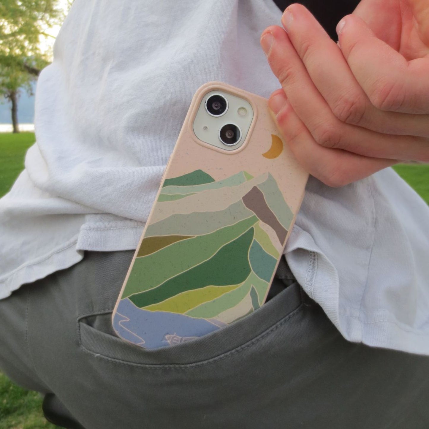 Seashell Mountain Sketch iPhone 11 Pro Case
