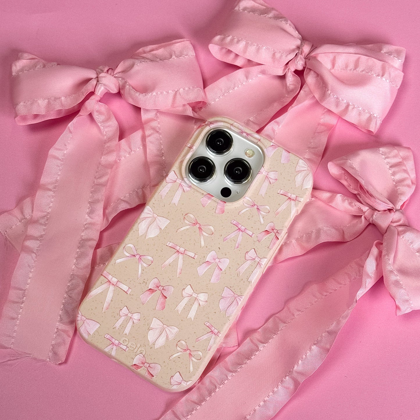 Seashell Rosy Bows iPhone 11 Pro Case